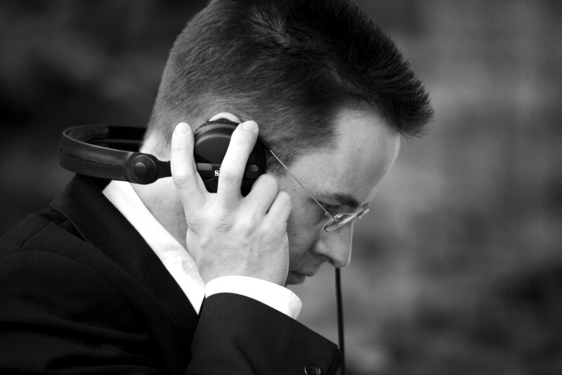 DJ Jürgen Müller aus Troisdorf - Ihr Discjockey für Hochzeit und Party in Bonn Köln Düsseldorf Siegburg Hennef Sankt-Augustin Troisdorf Lohmar Niederkassel Königswinter Bad-Honnef Eitorf Neustadt Neuwied Rheinbach Meckenheim Leverkusen Overath Olpe Koblenz Aachen Düren Kerpen Frechen Brühl Wesseling Andernach Remagen